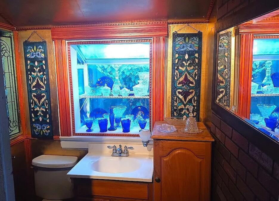 Detail Gallery Image 13 of 24 For 677 Elm St, San Jose,  CA 95126 - 2 Beds | 1 Baths