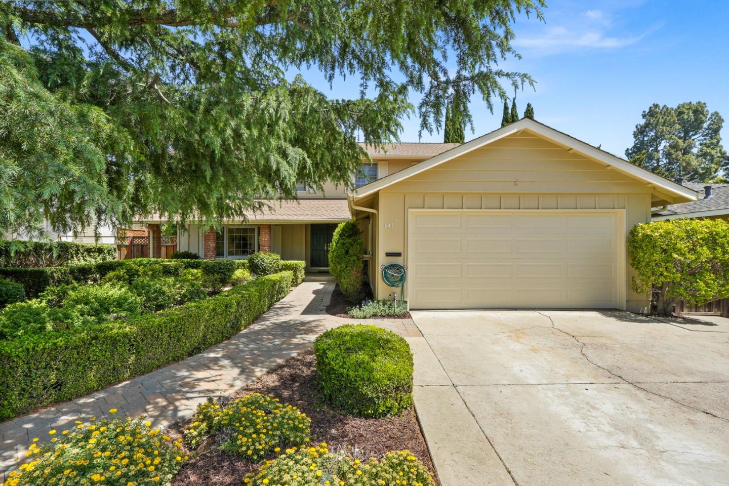Detail Gallery Image 2 of 92 For 641 W Remington Dr, Sunnyvale,  CA 94087 - 6 Beds | 3 Baths