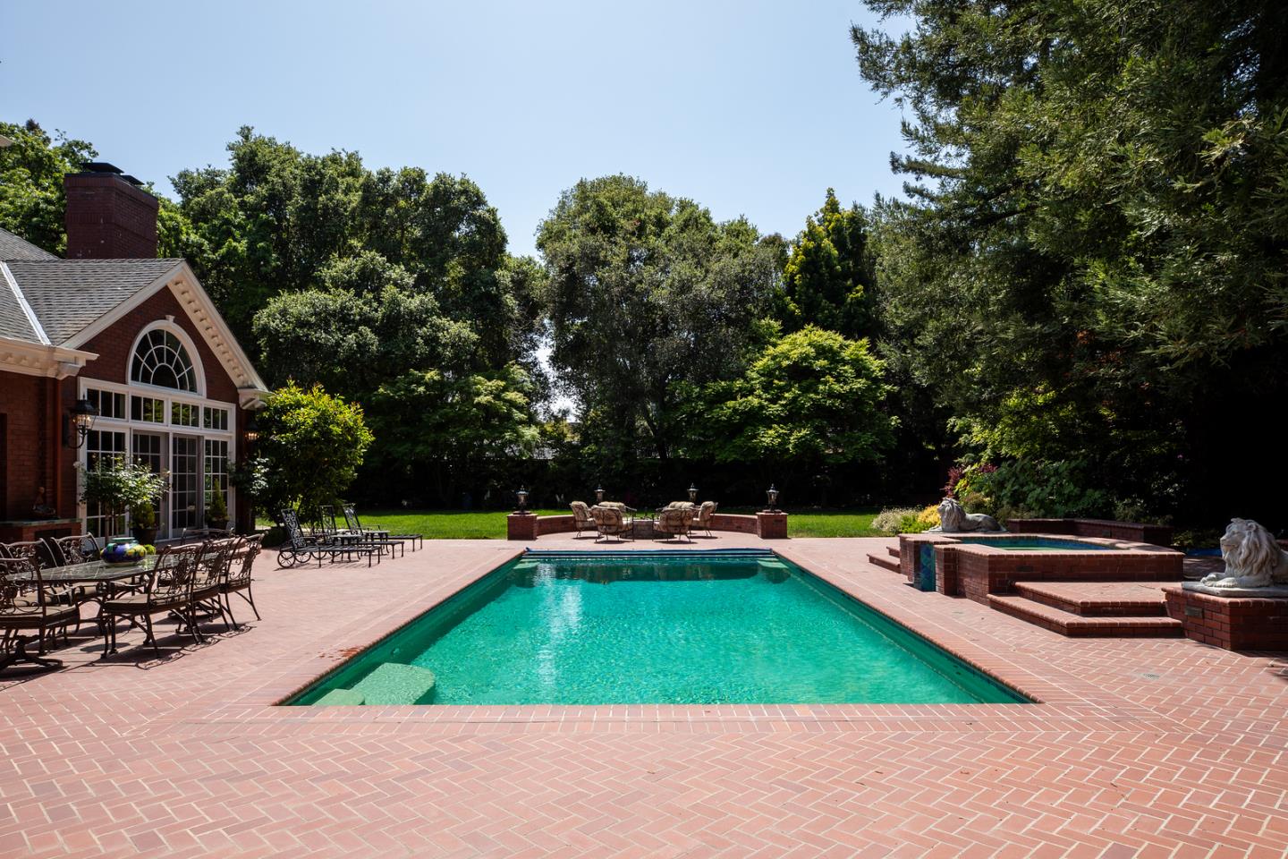 Detail Gallery Image 22 of 24 For 99 James Ave, Atherton,  CA 94027 - 5 Beds | 6/1 Baths