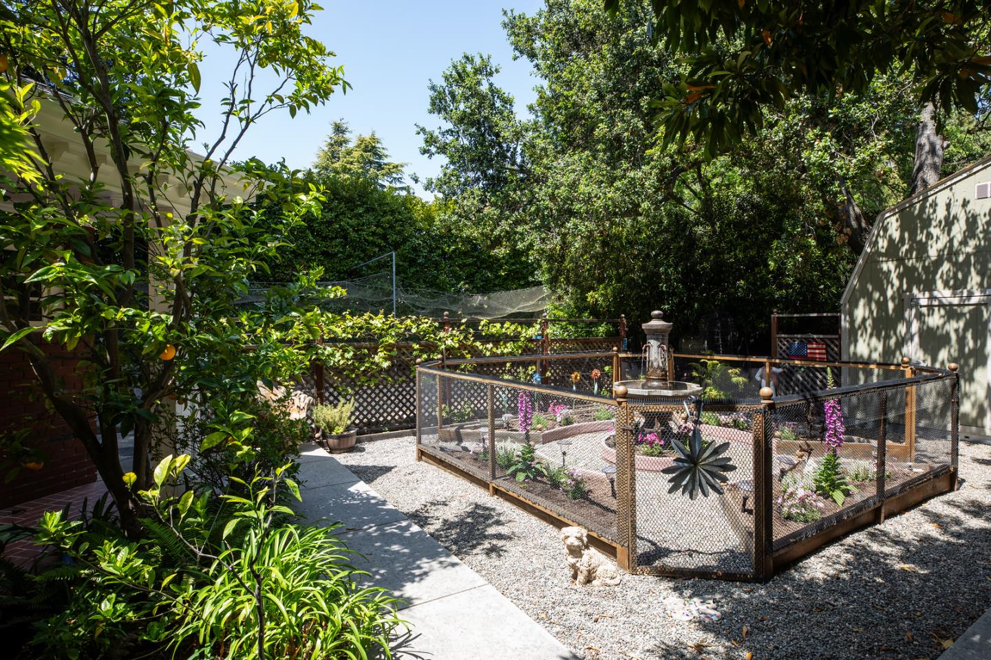 Detail Gallery Image 23 of 24 For 99 James Ave, Atherton,  CA 94027 - 5 Beds | 6/1 Baths