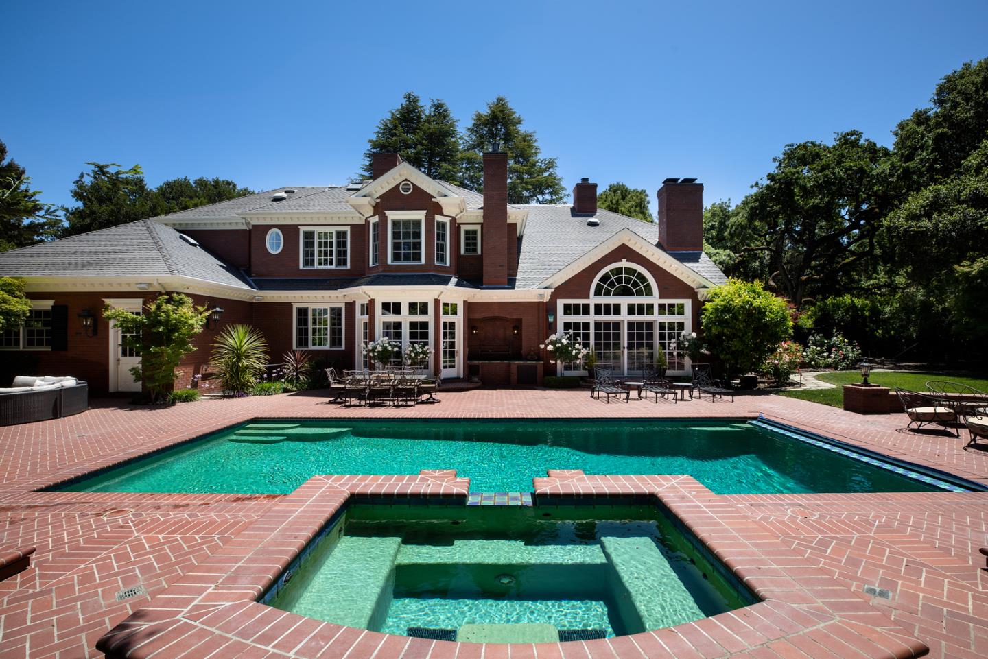 Detail Gallery Image 26 of 30 For 99 James Ave, Atherton,  CA 94027 - 5 Beds | 6/1 Baths