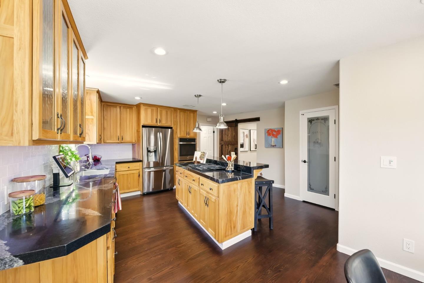 Detail Gallery Image 19 of 54 For 3904 Timberline Dr, San Jose,  CA 95121 - 4 Beds | 2 Baths