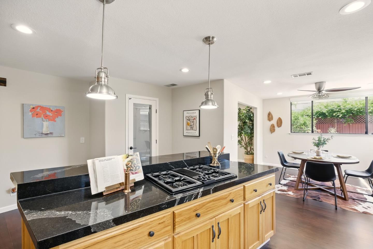 Detail Gallery Image 24 of 54 For 3904 Timberline Dr, San Jose,  CA 95121 - 4 Beds | 2 Baths