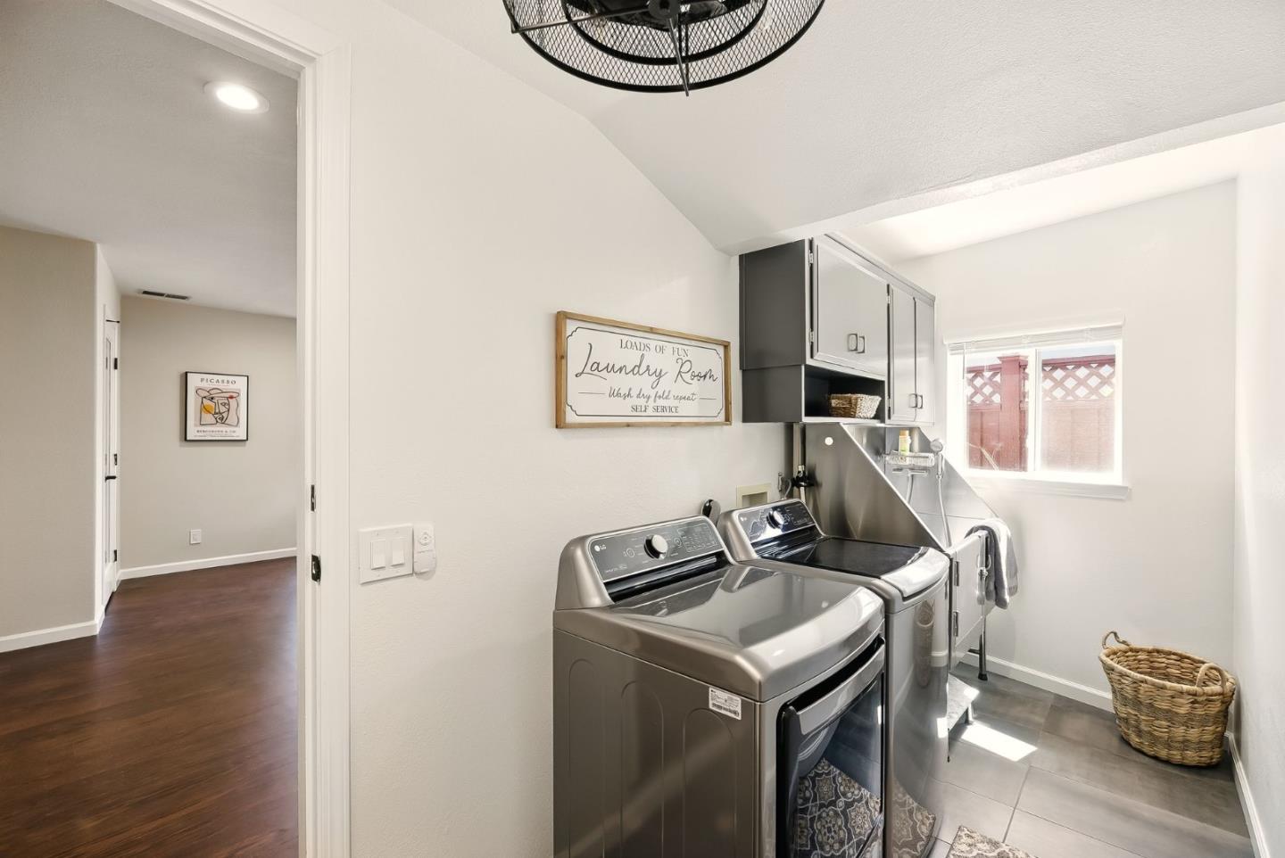 Detail Gallery Image 25 of 54 For 3904 Timberline Dr, San Jose,  CA 95121 - 4 Beds | 2 Baths