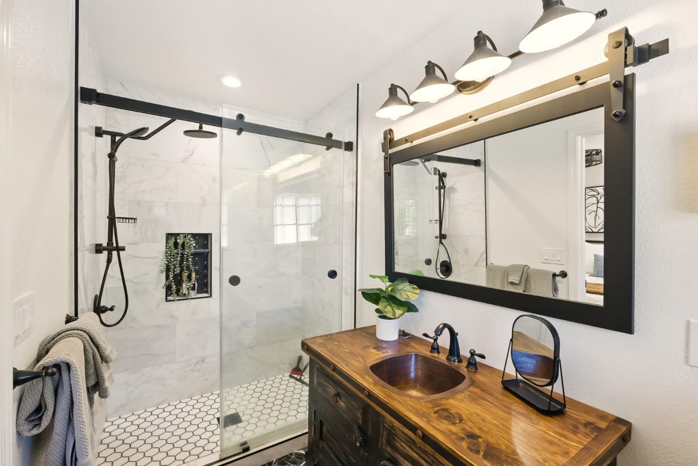 Detail Gallery Image 29 of 54 For 3904 Timberline Dr, San Jose,  CA 95121 - 4 Beds | 2 Baths