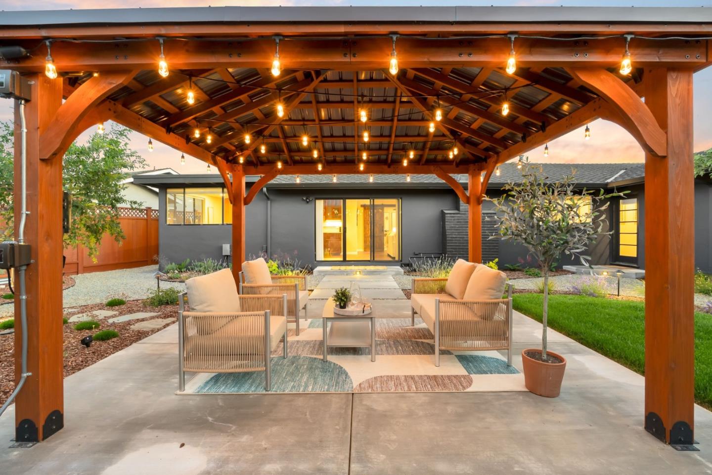 Detail Gallery Image 34 of 54 For 3904 Timberline Dr, San Jose,  CA 95121 - 4 Beds | 2 Baths