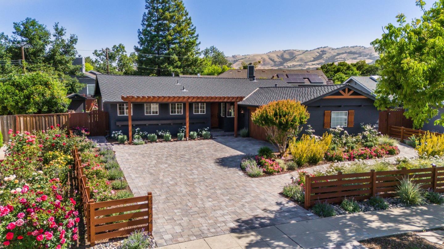 Detail Gallery Image 6 of 54 For 3904 Timberline Dr, San Jose,  CA 95121 - 4 Beds | 2 Baths