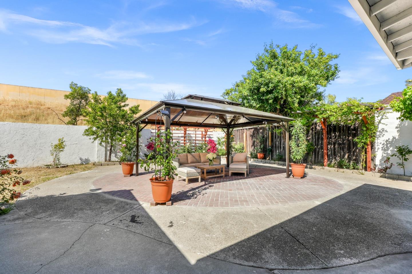 Detail Gallery Image 32 of 35 For 5416 Demerest Ln, San Jose,  CA 95138 - 3 Beds | 2 Baths