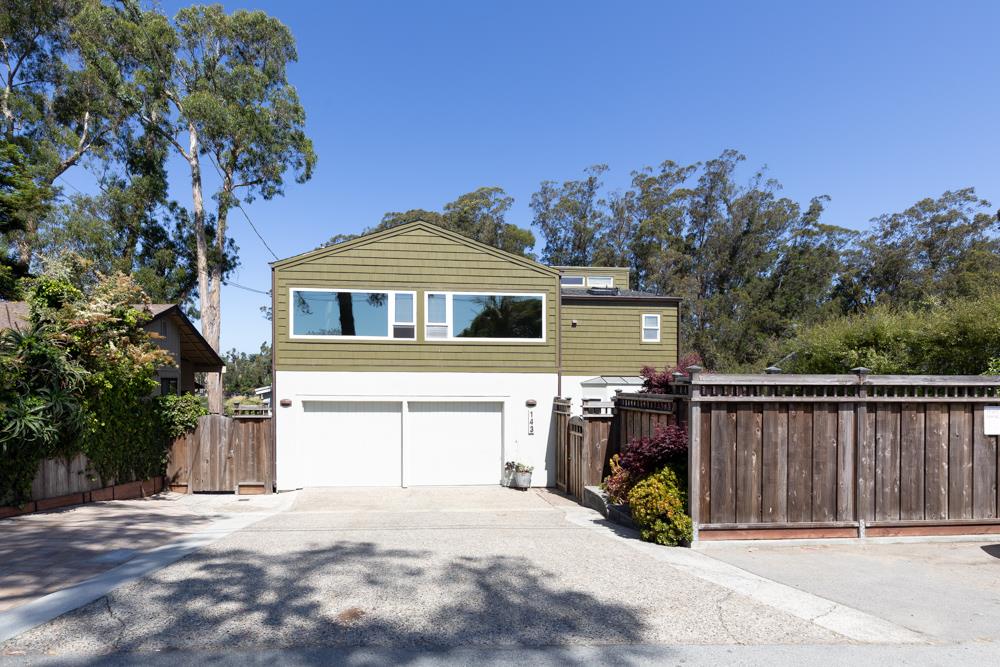 Detail Gallery Image 2 of 67 For 143 Moran Way, Santa Cruz,  CA 95062 - 3 Beds | 2 Baths