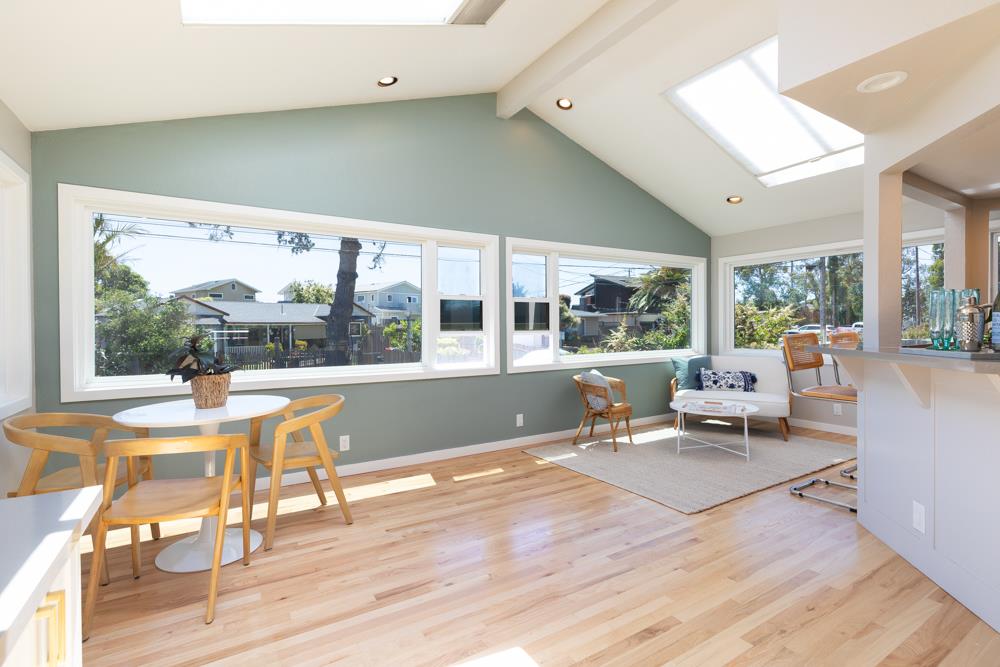Detail Gallery Image 21 of 67 For 143 Moran Way, Santa Cruz,  CA 95062 - 3 Beds | 2 Baths