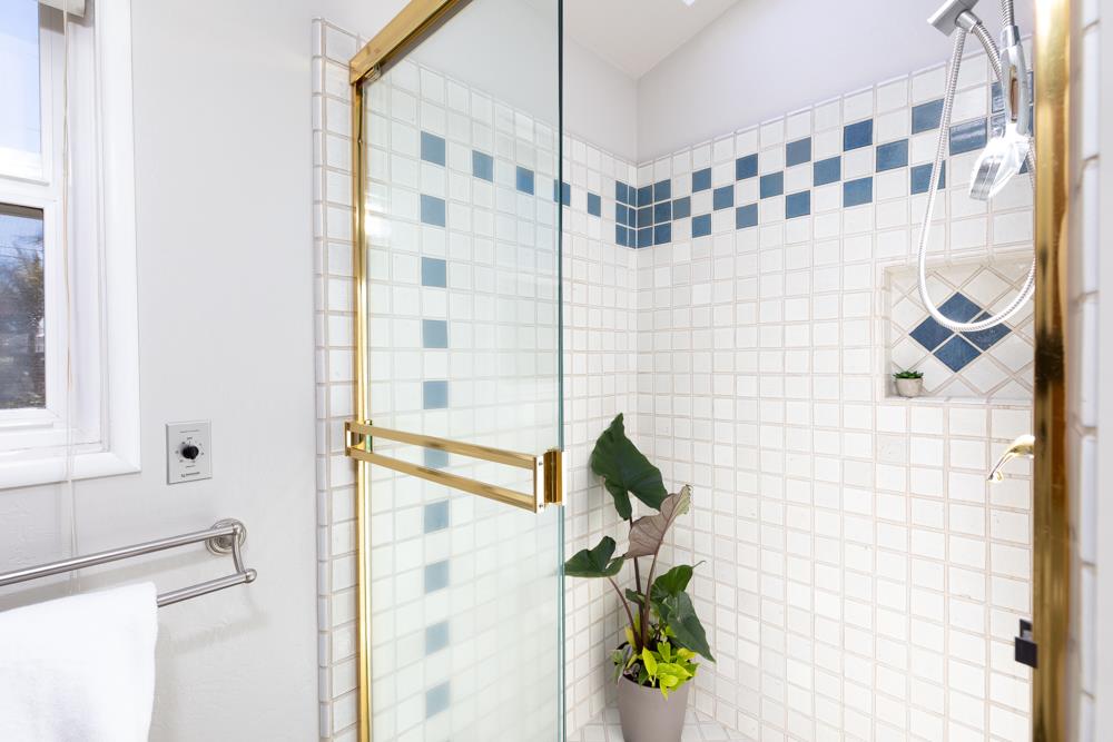 Detail Gallery Image 31 of 67 For 143 Moran Way, Santa Cruz,  CA 95062 - 3 Beds | 2 Baths
