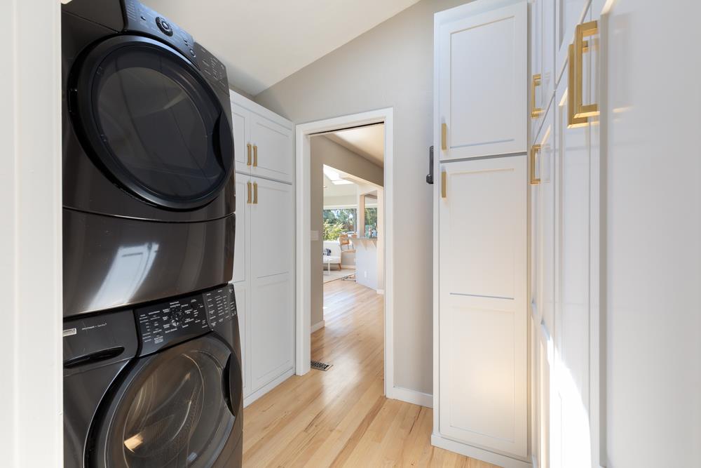 Detail Gallery Image 32 of 67 For 143 Moran Way, Santa Cruz,  CA 95062 - 3 Beds | 2 Baths