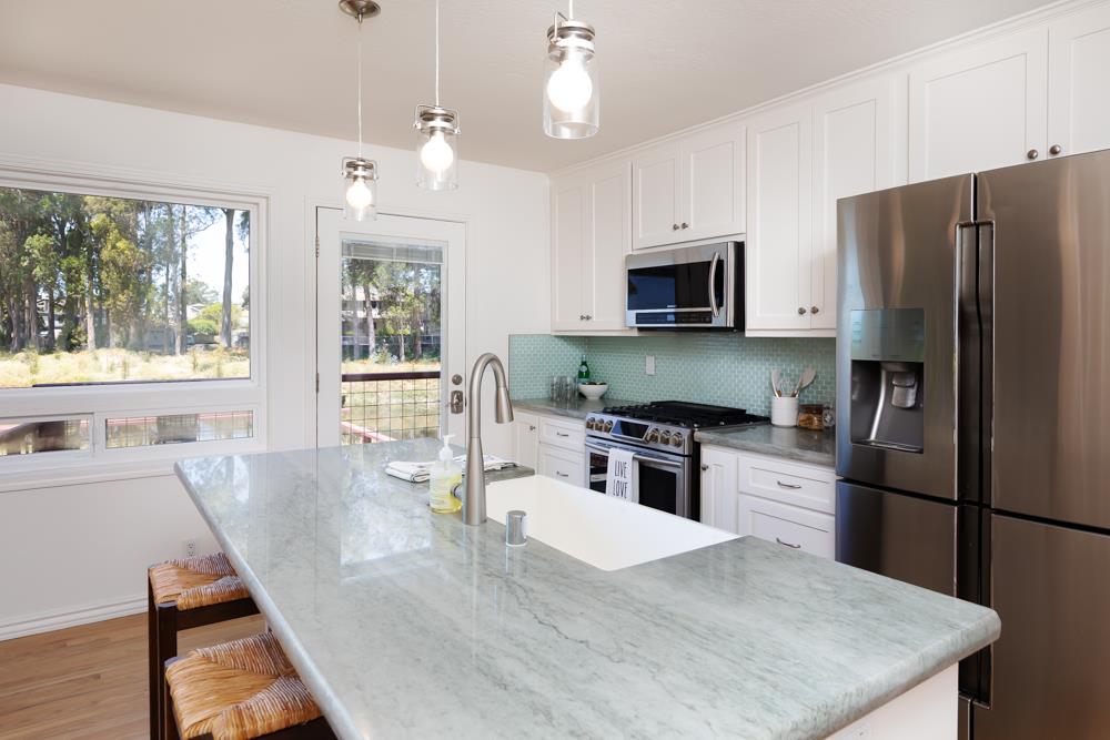 Detail Gallery Image 34 of 67 For 143 Moran Way, Santa Cruz,  CA 95062 - 3 Beds | 2 Baths