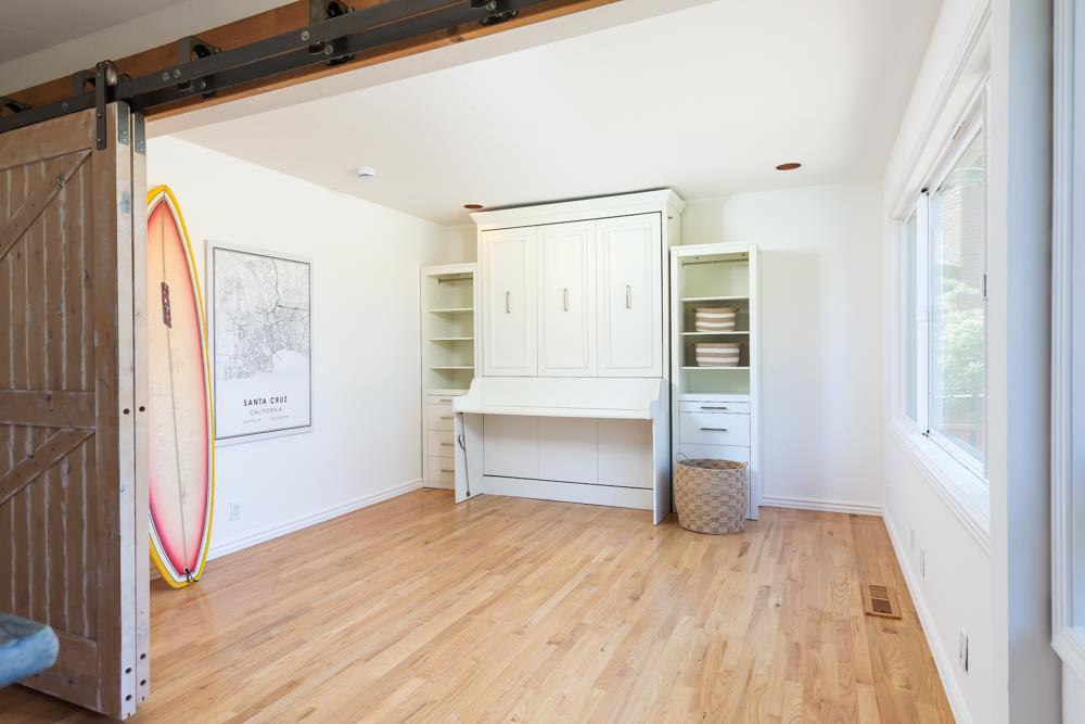 Detail Gallery Image 36 of 67 For 143 Moran Way, Santa Cruz,  CA 95062 - 3 Beds | 2 Baths