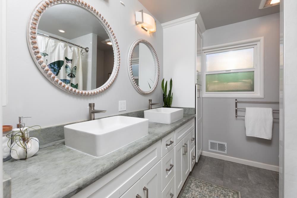 Detail Gallery Image 41 of 67 For 143 Moran Way, Santa Cruz,  CA 95062 - 3 Beds | 2 Baths
