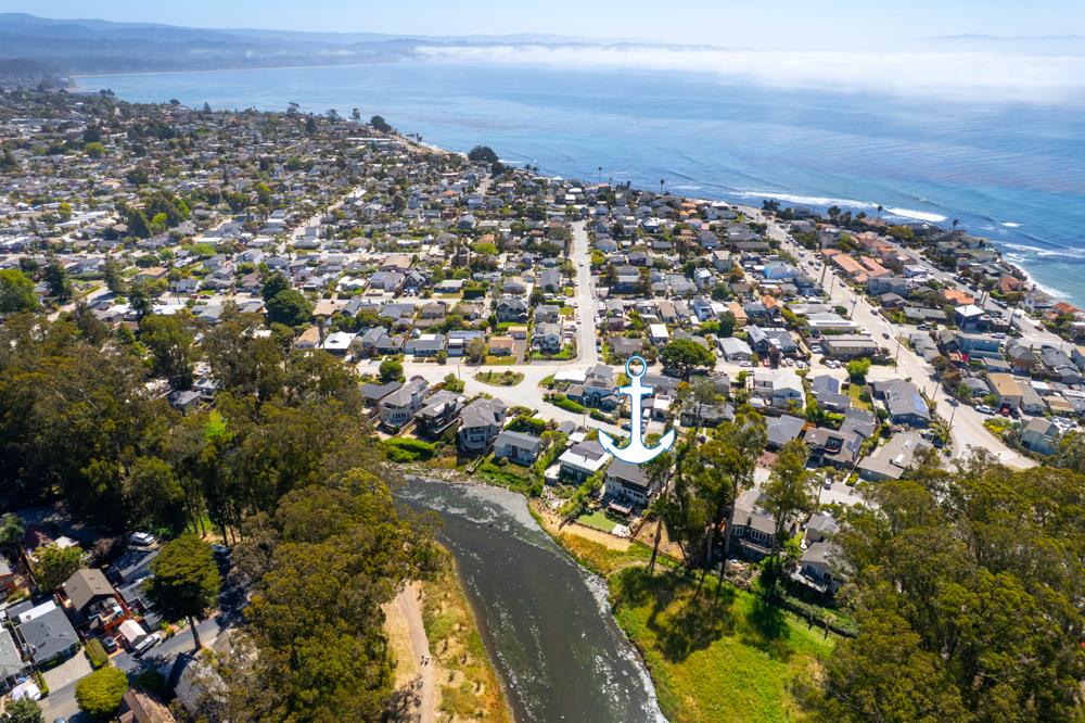 Detail Gallery Image 66 of 67 For 143 Moran Way, Santa Cruz,  CA 95062 - 3 Beds | 2 Baths
