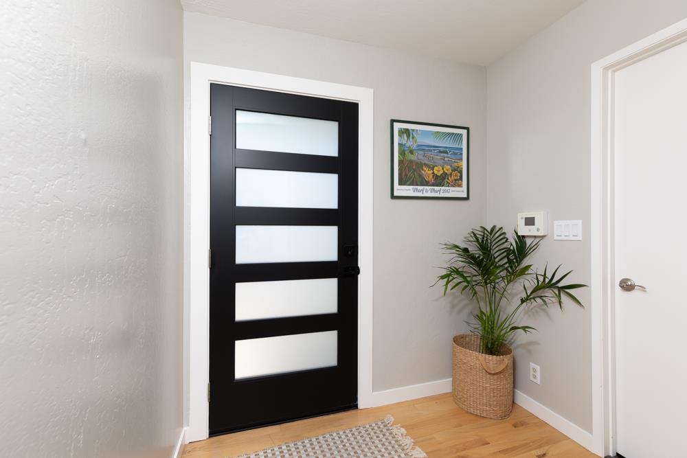 Detail Gallery Image 8 of 67 For 143 Moran Way, Santa Cruz,  CA 95062 - 3 Beds | 2 Baths
