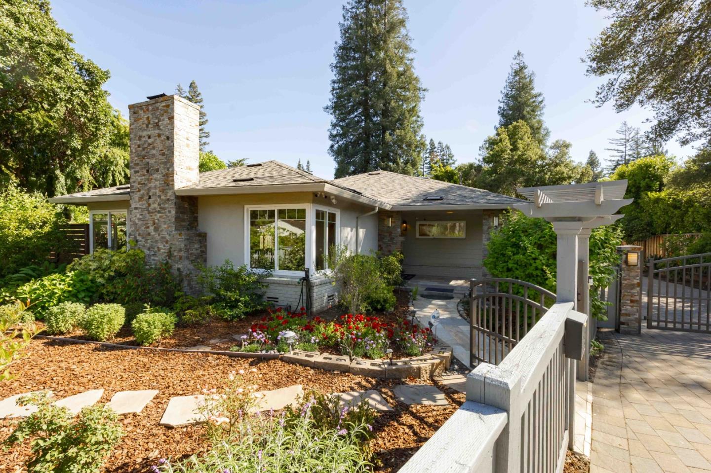 Detail Gallery Image 2 of 29 For 86 Rittenhouse Ave, Atherton,  CA 94027 - 5 Beds | 3 Baths