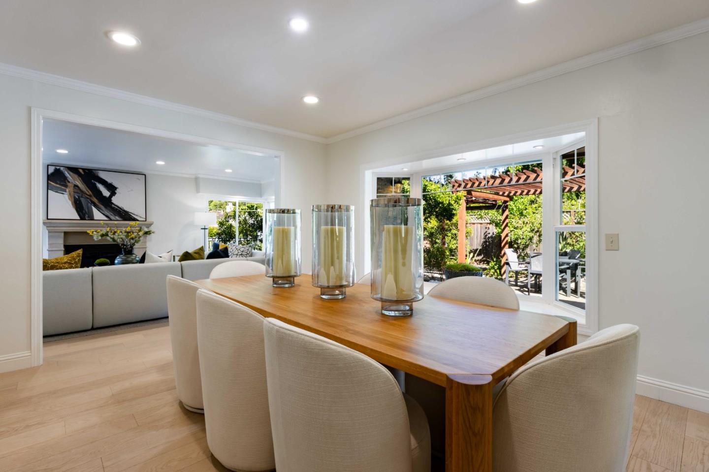 Detail Gallery Image 6 of 29 For 86 Rittenhouse Ave, Atherton,  CA 94027 - 5 Beds | 3 Baths