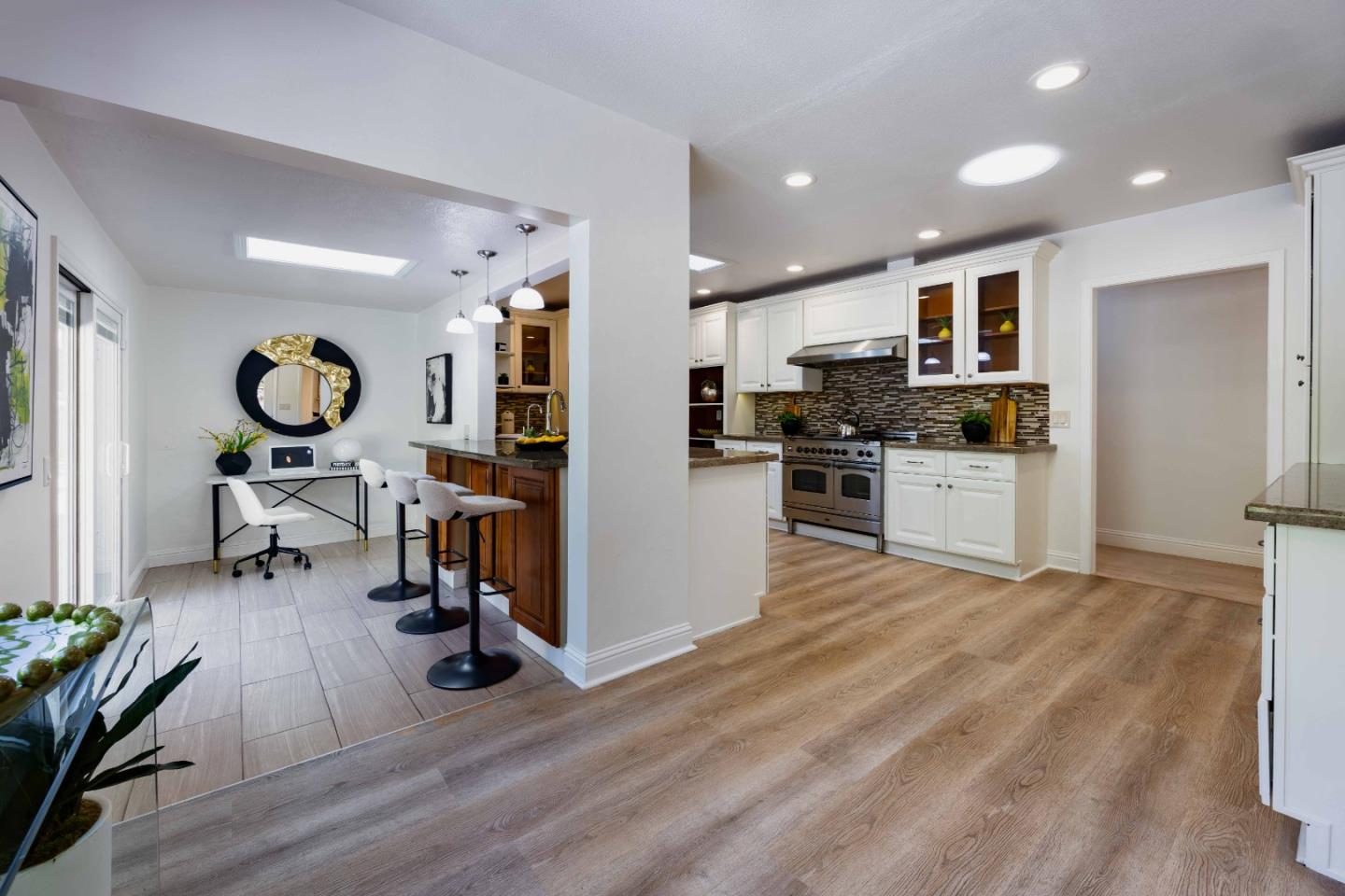 Detail Gallery Image 7 of 29 For 86 Rittenhouse Ave, Atherton,  CA 94027 - 5 Beds | 3 Baths