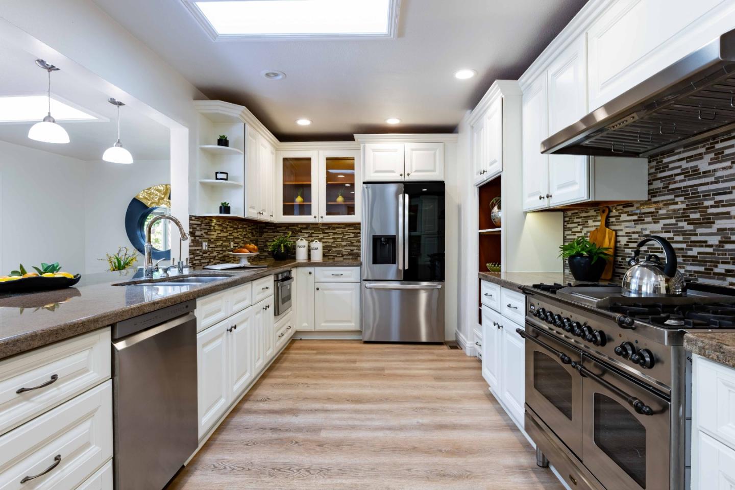 Detail Gallery Image 8 of 29 For 86 Rittenhouse Ave, Atherton,  CA 94027 - 5 Beds | 3 Baths