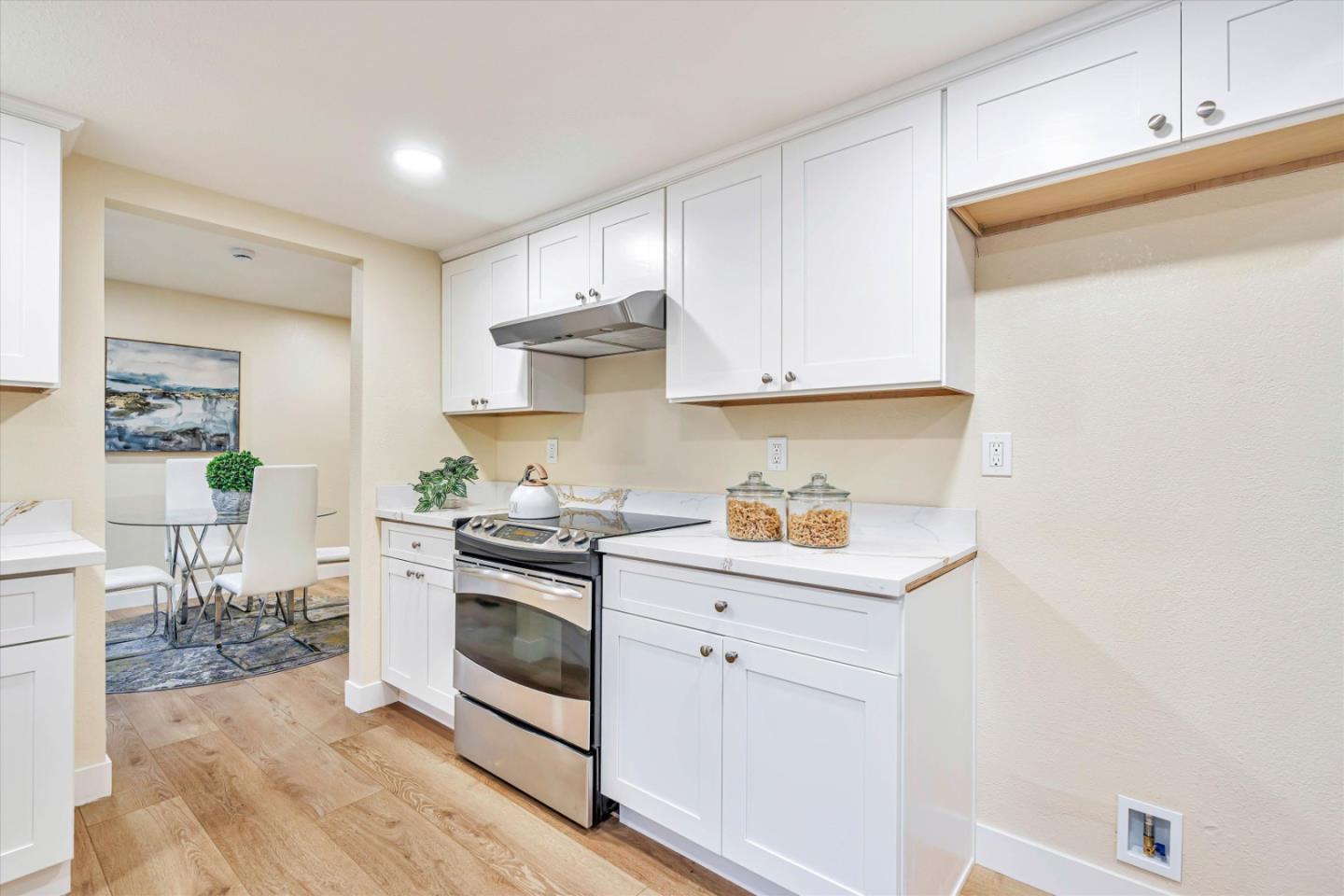 Detail Gallery Image 16 of 33 For 2177 Sepulveda Ave, Milpitas,  CA 95035 - 4 Beds | 2/1 Baths