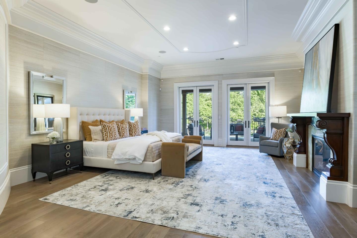 Detail Gallery Image 31 of 62 For 176 Encinal Ave, Atherton,  CA 94027 - 8 Beds | 10/1 Baths