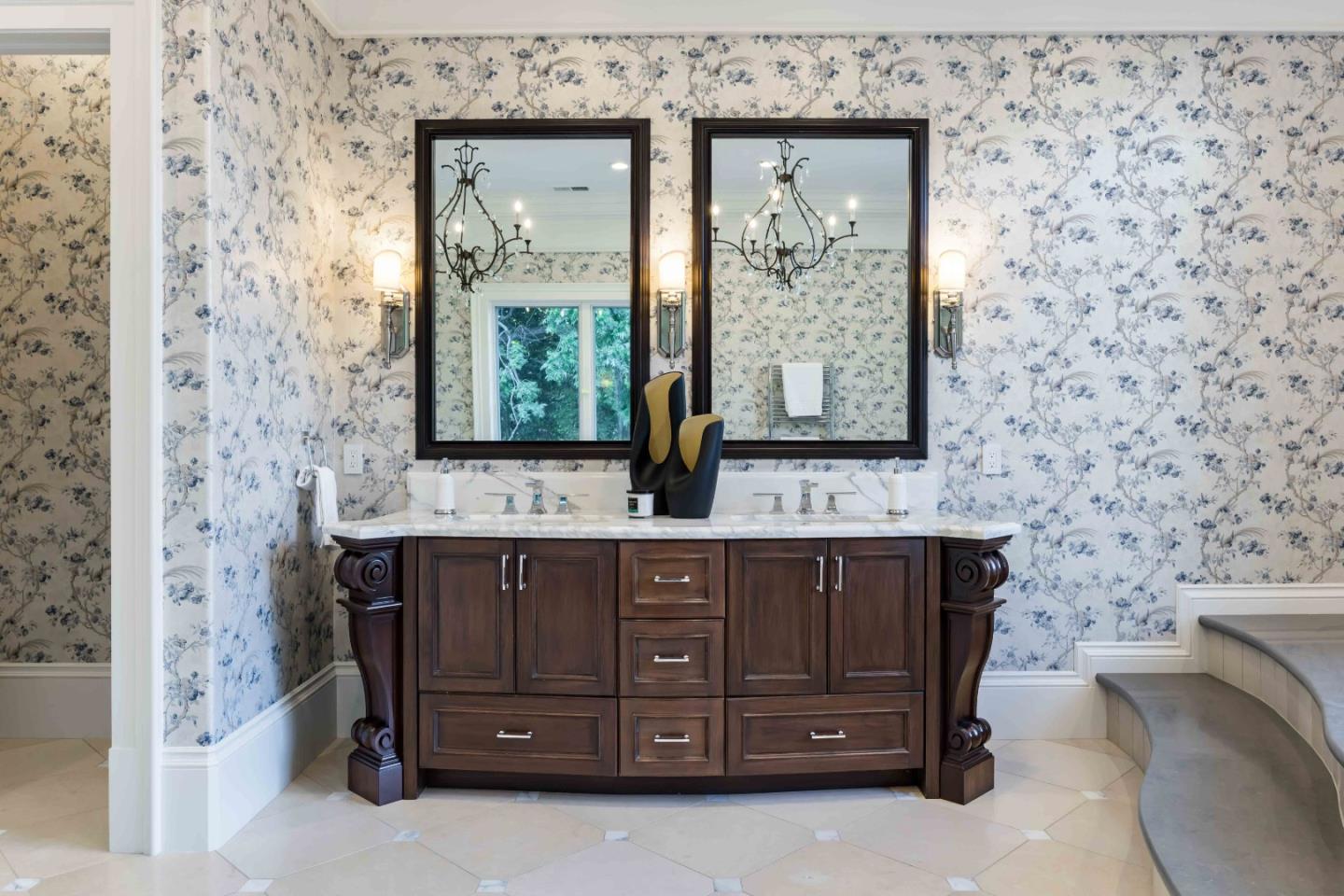 Detail Gallery Image 36 of 62 For 176 Encinal Ave, Atherton,  CA 94027 - 8 Beds | 10/1 Baths