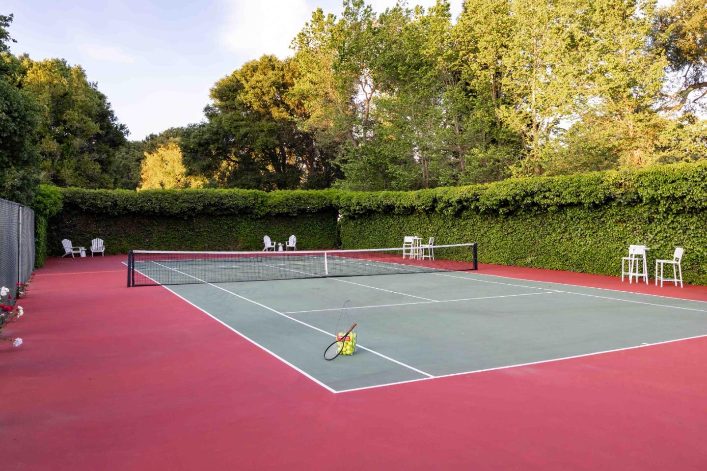 Detail Gallery Image 57 of 62 For 176 Encinal Ave, Atherton,  CA 94027 - 8 Beds | 10/1 Baths