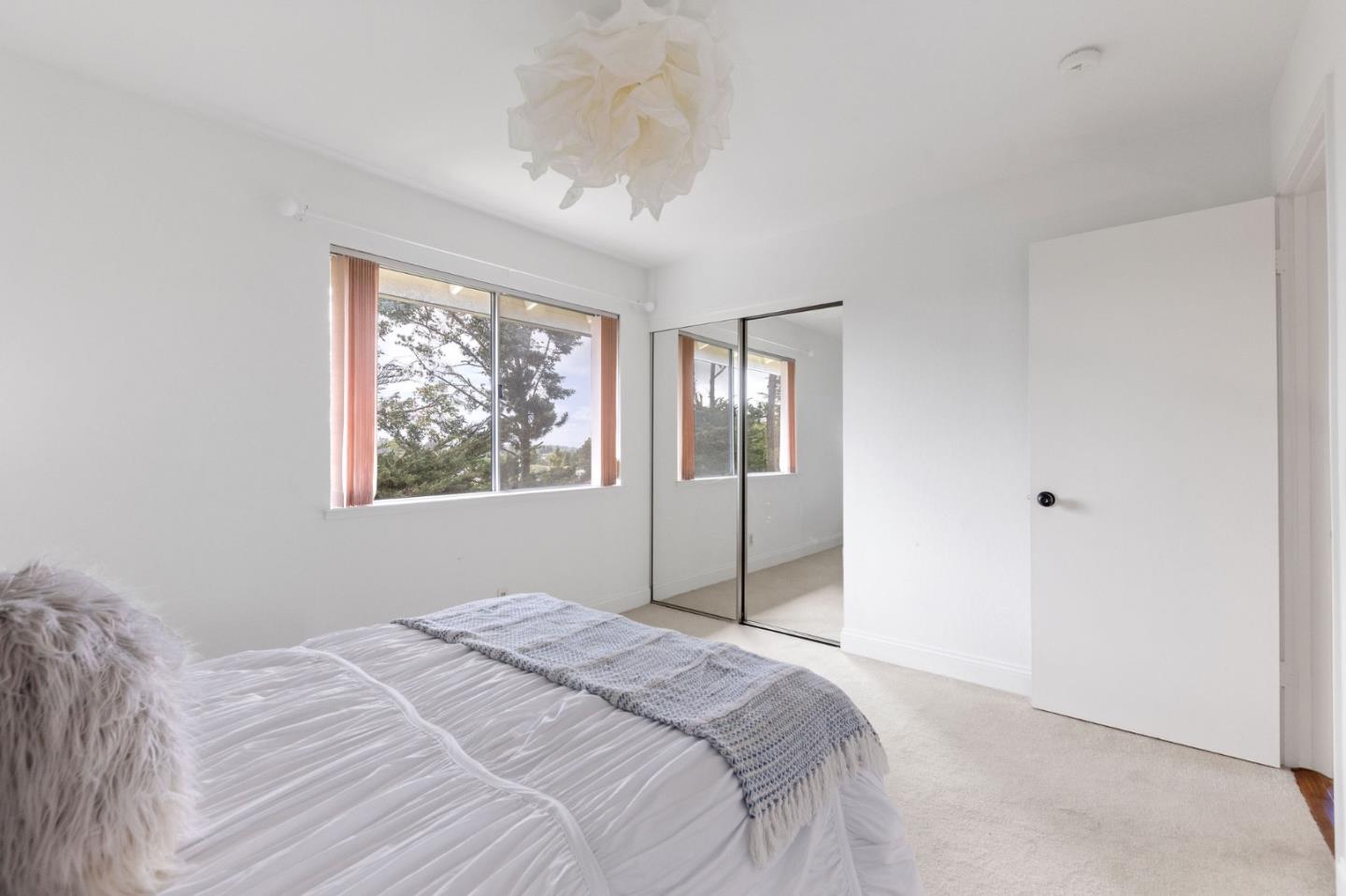 Detail Gallery Image 68 of 92 For 6 Waterloo Ct, Belmont,  CA 94002 - 5 Beds | 3 Baths