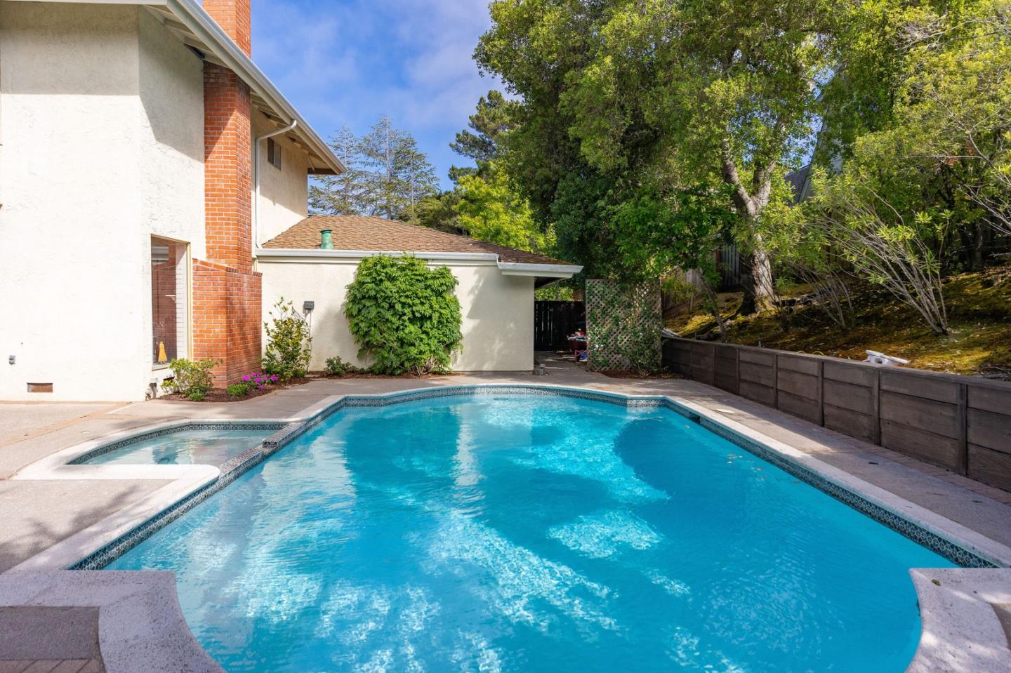 Detail Gallery Image 81 of 92 For 6 Waterloo Ct, Belmont,  CA 94002 - 5 Beds | 3 Baths