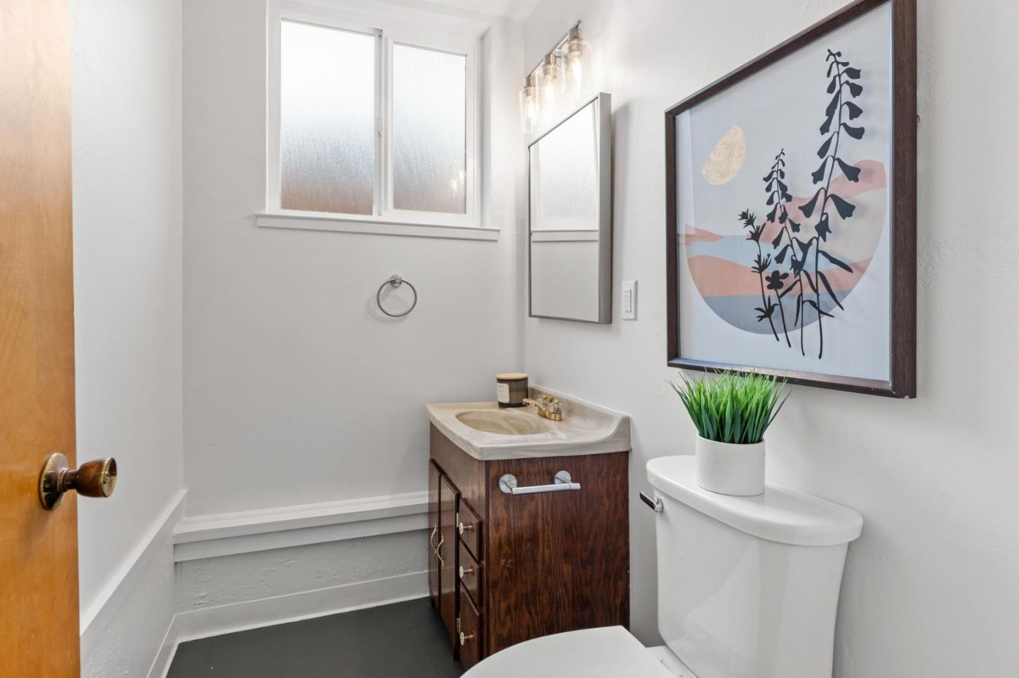 Detail Gallery Image 20 of 26 For 478 Paloma Ave, Pacifica,  CA 94044 - 3 Beds | 2/1 Baths
