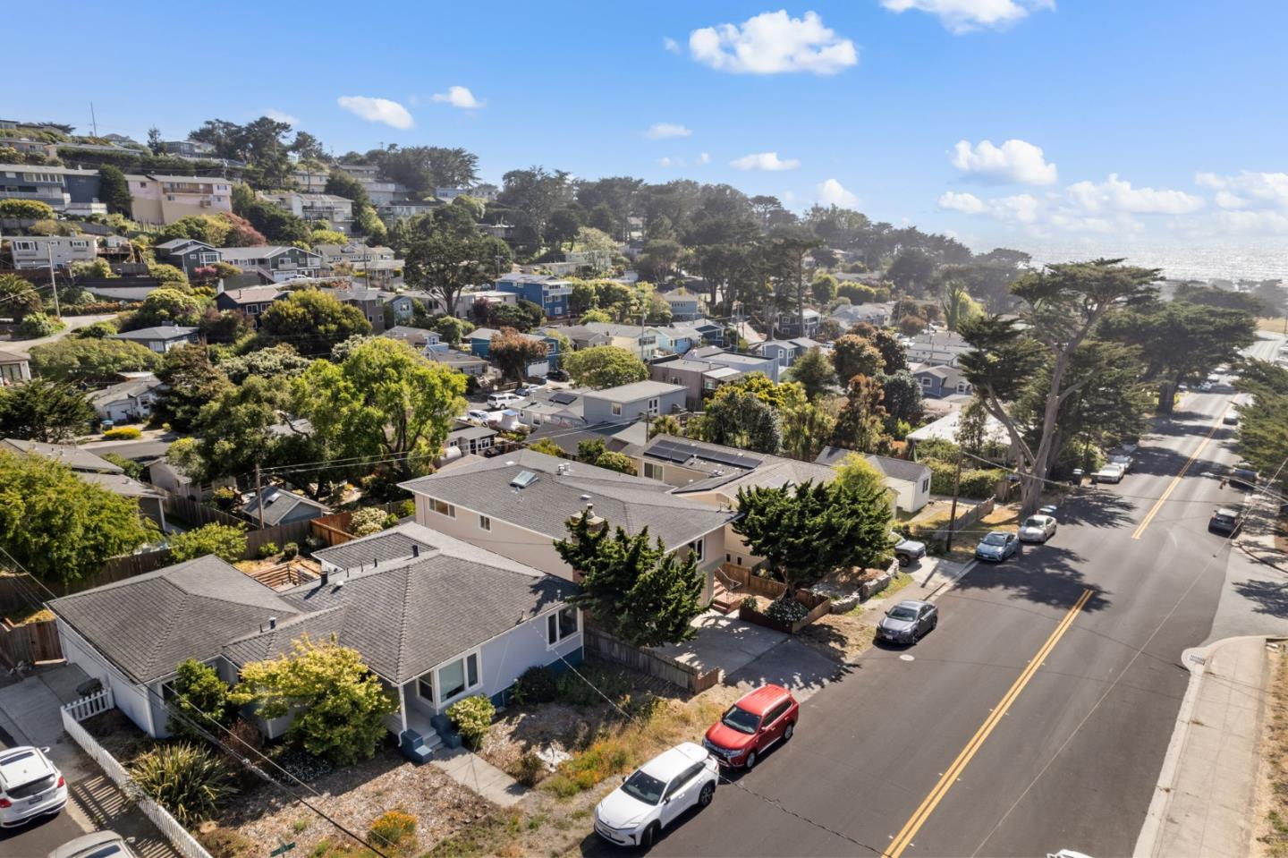 Detail Gallery Image 23 of 26 For 478 Paloma Ave, Pacifica,  CA 94044 - 3 Beds | 2/1 Baths