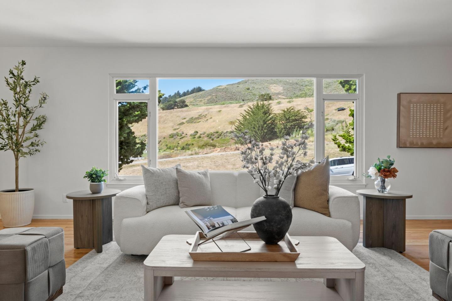 Detail Gallery Image 6 of 26 For 478 Paloma Ave, Pacifica,  CA 94044 - 3 Beds | 2/1 Baths
