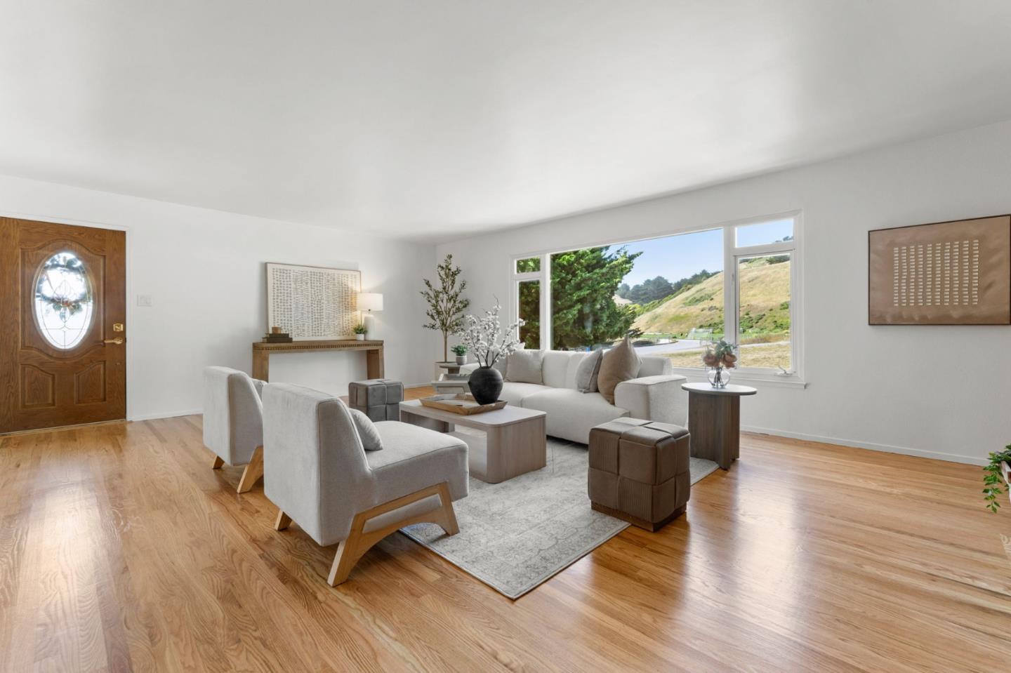 Detail Gallery Image 7 of 26 For 478 Paloma Ave, Pacifica,  CA 94044 - 3 Beds | 2/1 Baths