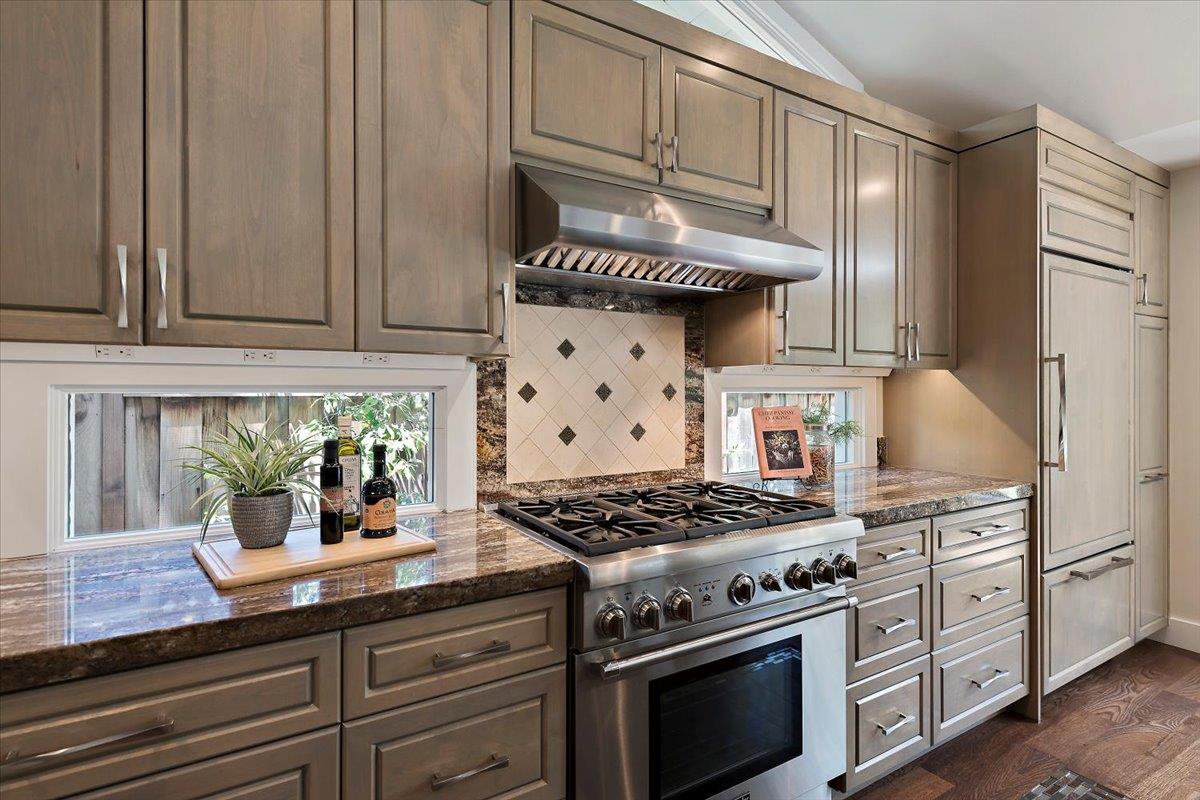 Detail Gallery Image 12 of 34 For 427 Paco Dr, Los Altos,  CA 94024 - 3 Beds | 2/1 Baths