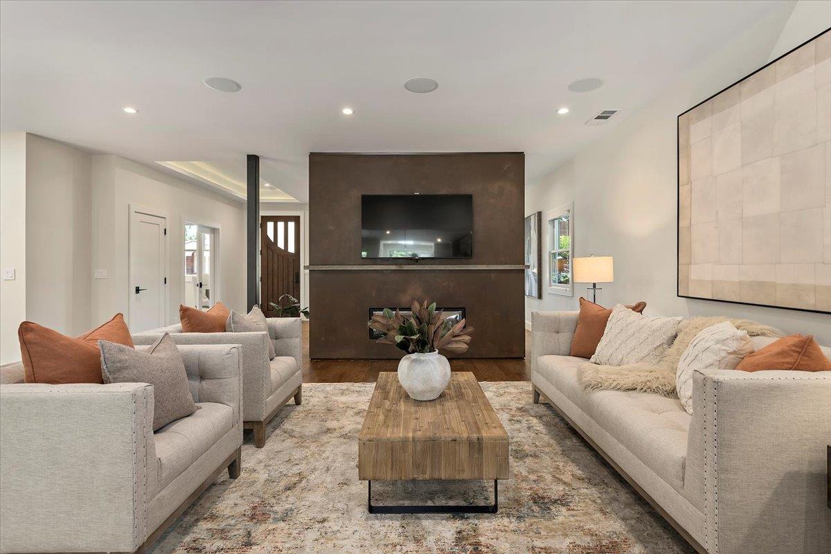 Detail Gallery Image 17 of 34 For 427 Paco Dr, Los Altos,  CA 94024 - 3 Beds | 2/1 Baths