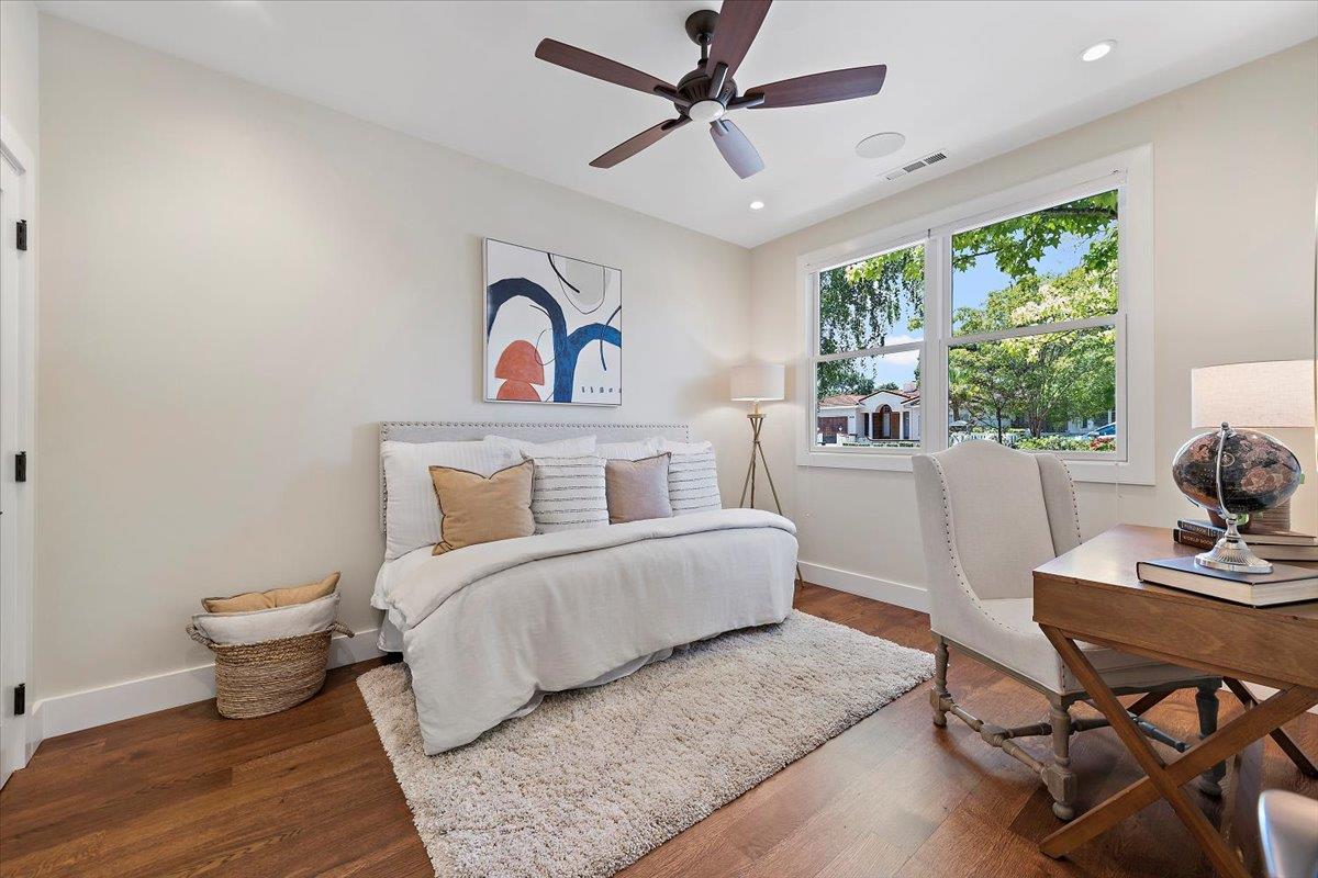 Detail Gallery Image 21 of 34 For 427 Paco Dr, Los Altos,  CA 94024 - 3 Beds | 2/1 Baths