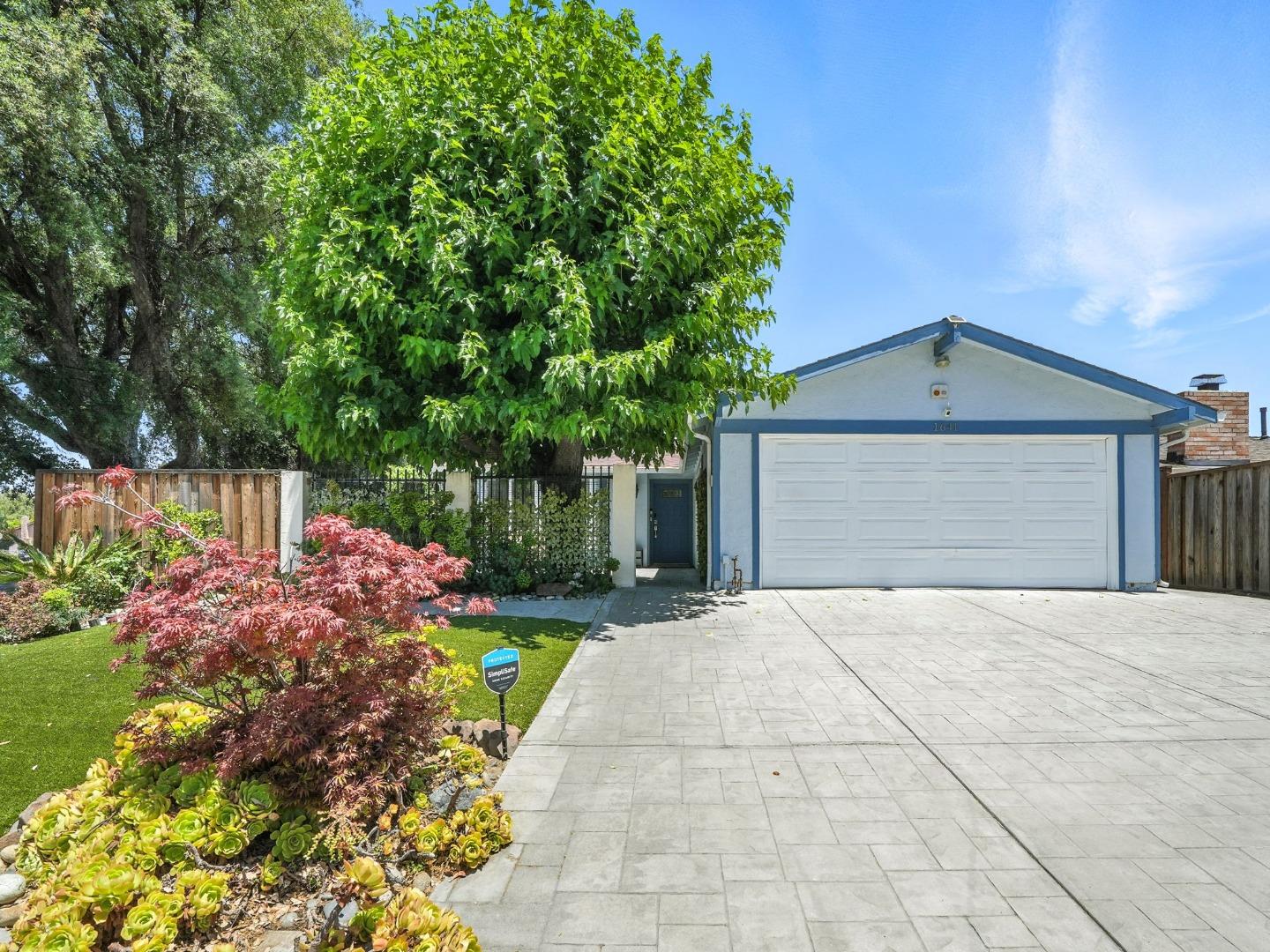 Detail Gallery Image 2 of 38 For 1641 Rue Avati, San Jose,  CA 95131 - 3 Beds | 2 Baths