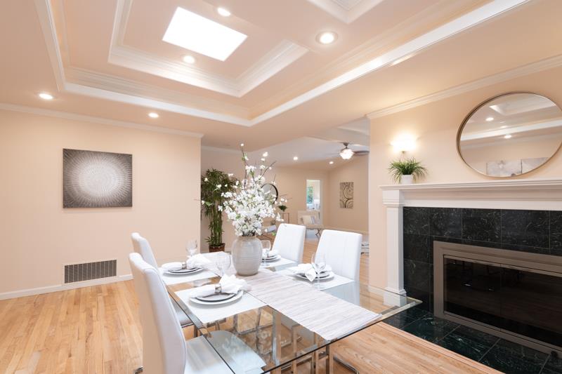 Detail Gallery Image 11 of 86 For 970 W Hedegard Ave, Campbell,  CA 95008 - 4 Beds | 3/1 Baths