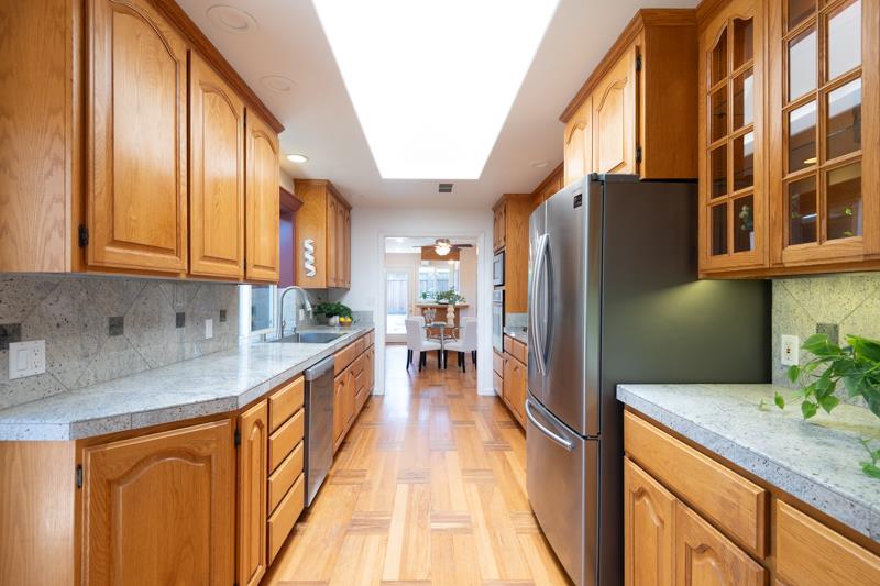 Detail Gallery Image 14 of 86 For 970 W Hedegard Ave, Campbell,  CA 95008 - 4 Beds | 3/1 Baths