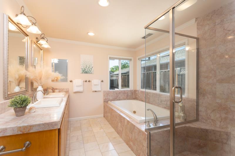 Detail Gallery Image 24 of 86 For 970 W Hedegard Ave, Campbell,  CA 95008 - 4 Beds | 3/1 Baths