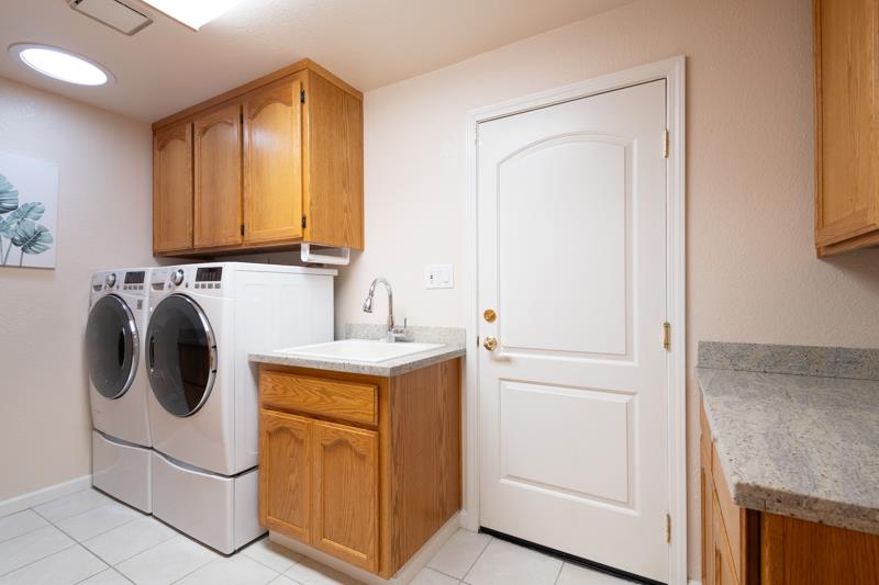 Detail Gallery Image 39 of 86 For 970 W Hedegard Ave, Campbell,  CA 95008 - 4 Beds | 3/1 Baths