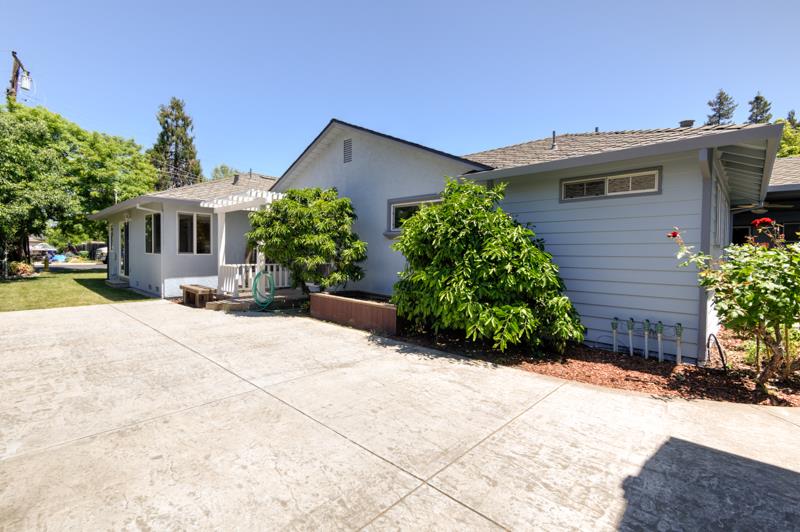 Detail Gallery Image 56 of 86 For 970 W Hedegard Ave, Campbell,  CA 95008 - 4 Beds | 3/1 Baths