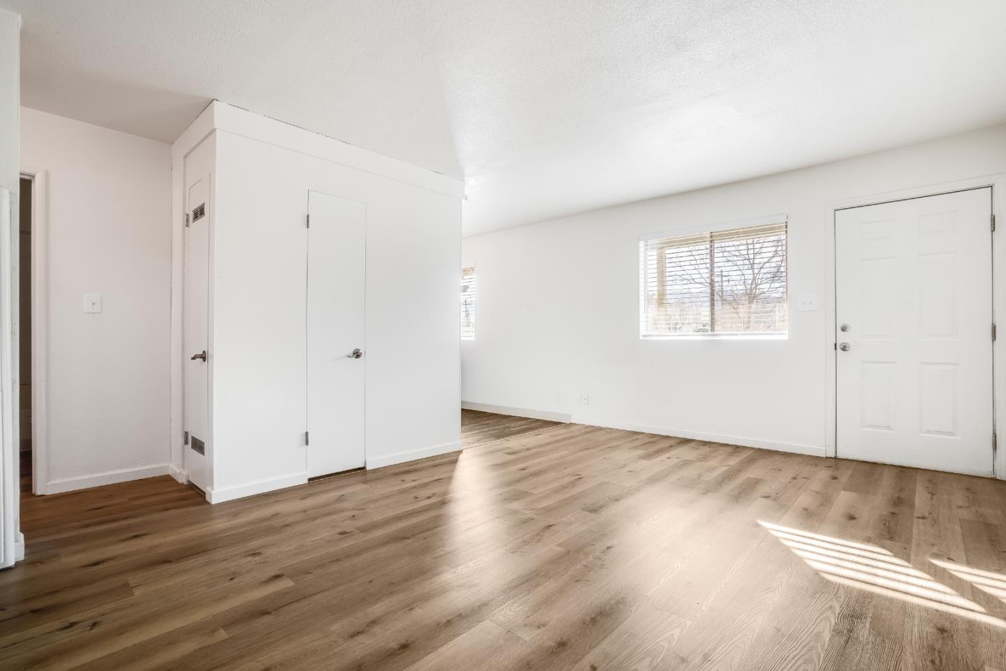 Detail Gallery Image 9 of 18 For 420 Broadway, Gilroy,  CA 95020 - – Beds | – Baths
