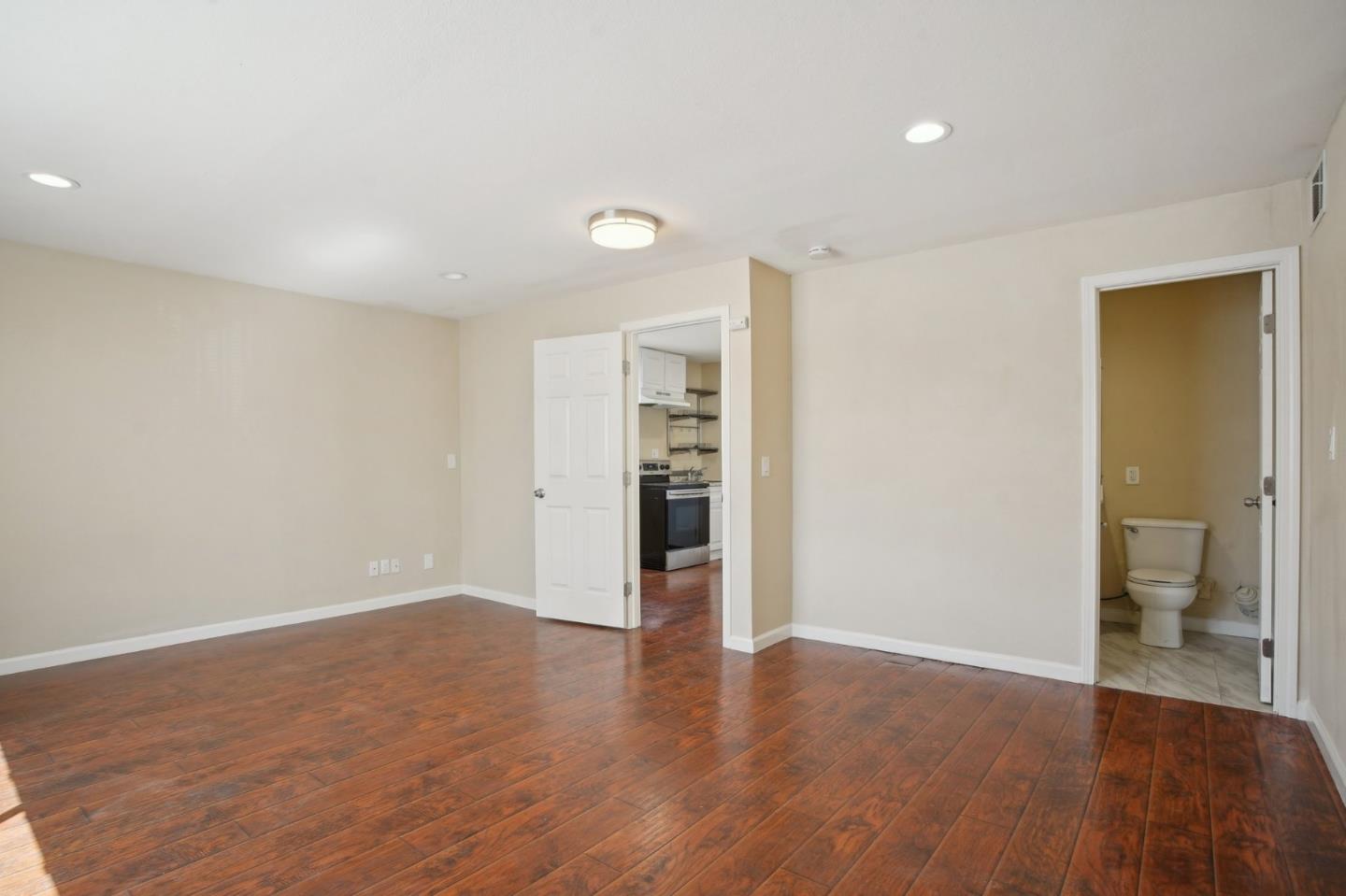 Detail Gallery Image 14 of 48 For 3349 Aramis Dr, San Jose,  CA 95127 - 5 Beds | 3 Baths