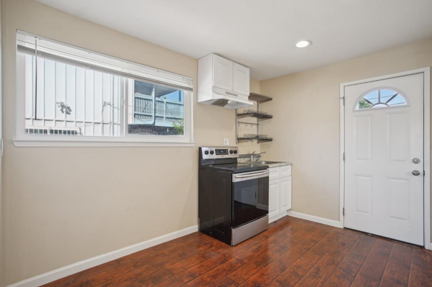 Detail Gallery Image 8 of 48 For 3349 Aramis Dr, San Jose,  CA 95127 - 5 Beds | 3 Baths
