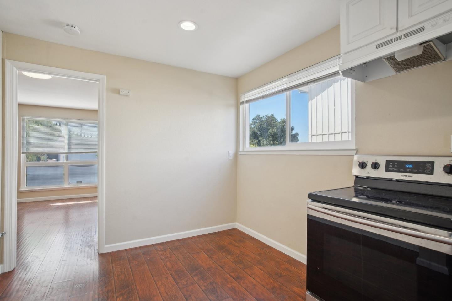 Detail Gallery Image 9 of 48 For 3349 Aramis Dr, San Jose,  CA 95127 - 5 Beds | 3 Baths