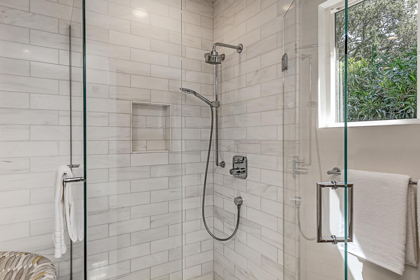 Detail Gallery Image 25 of 47 For 275 Eleanor Dr, Woodside,  CA 94062 - 4 Beds | 4 Baths