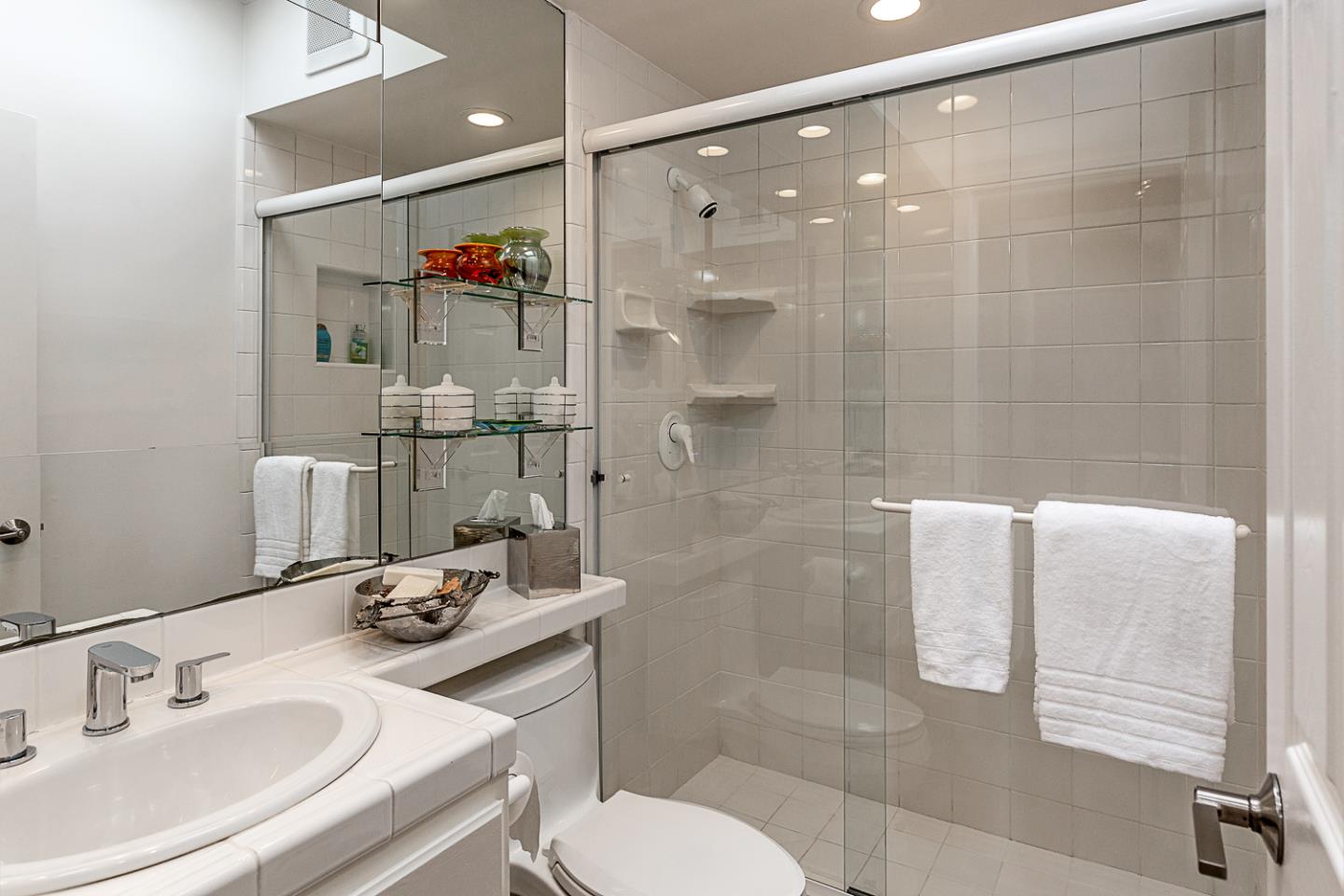 Detail Gallery Image 31 of 47 For 275 Eleanor Dr, Woodside,  CA 94062 - 4 Beds | 4 Baths